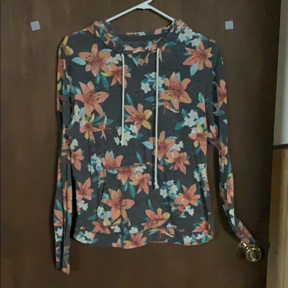Aeropostale long sleeve with hoodie